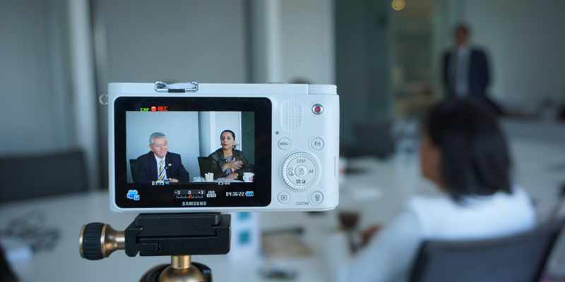 Búsqueda y contratación de recintos